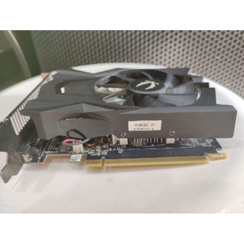 VGA ZOTAC GTA1650 4GB ไม่ต่อไฟเพิ่ม