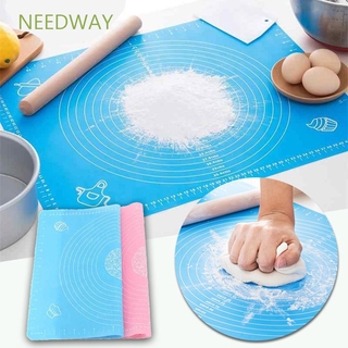 Needway แผ่นรองนวดแป้งสําหรับทําอาหารขนาด 26x29 ซม .