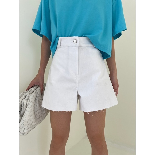 BAILEY SHORT********