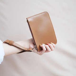 Whyte Sunday กระเป๋าสตางค์ รุ่น TAWNY WALLET BAG