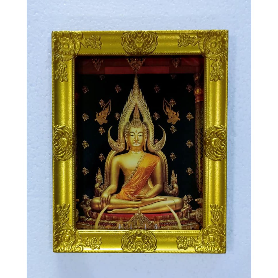 ภาพพระพุทธชินราชบูชาเสริมฮวงจุ้ยกรอบหลุยส์ทองเล็ก (มินิ)ขนาดภาพ6X8นิ้วขนาดรวมกรอบ7.5X9.5นิ้วมีหูแขวนได้มีขาตั้งได้