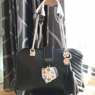 GUESS VIOLET CARRYALL MINI HANGBAG กระเป๋าถือรุ่นใหม่ชนช้อป