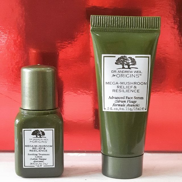 ORIGINS Mega-Mushroom Relief & Resilience Soothing Treatment Lotion