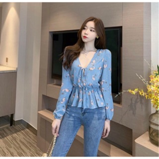🔥พร้อมส่ง เสื้อครอปลายดอก