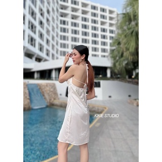 Davi Midi Dress" เดรสซาติน ผ่าหน้า โชว์หลัง ผ้านุ๊มนุ่ม เดรสออกงาน เดรสยาว เดรสผ่าหน้า เดรสไปคาเฟ่ มินิเดรส เดรสสั้น