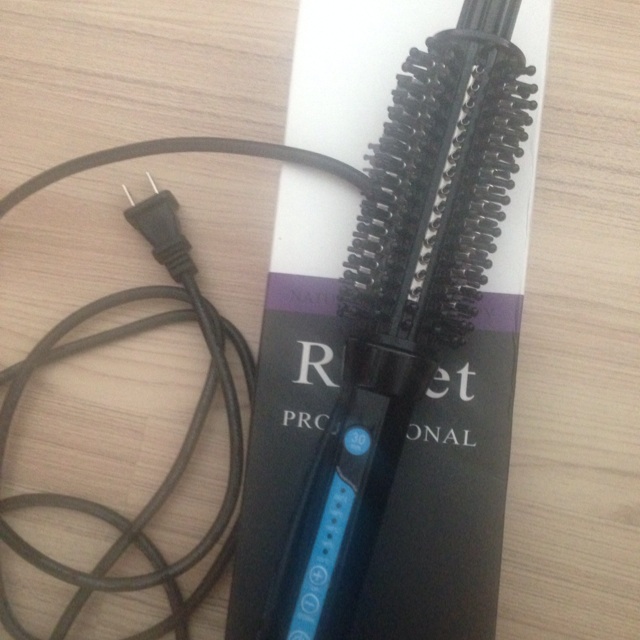 Repet Brush Iron