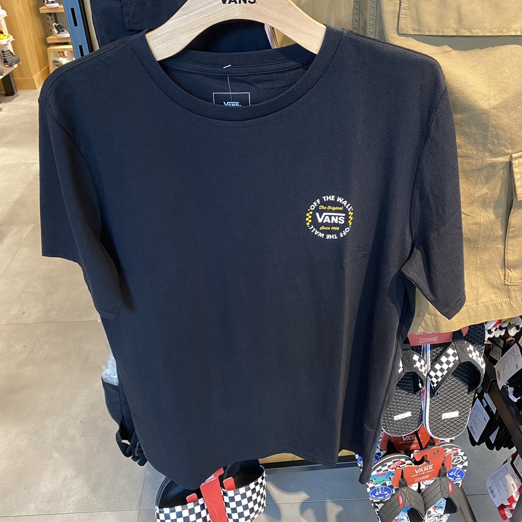 เสื้อกีฬาแขนสั้นพิมพ์ลายตัวอักษรลําลองสําหรับผู้ชาย