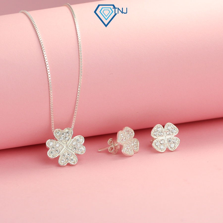 สร้อยคอเงินผู้หญิงโคลเวอร์สี่ใบฝังหิน DCN0232 TNJ Jewelry
