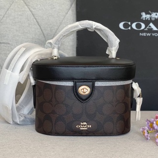 NEW Coach Kay Crossbody In Signature Canvas มีสายยาวถอดได้