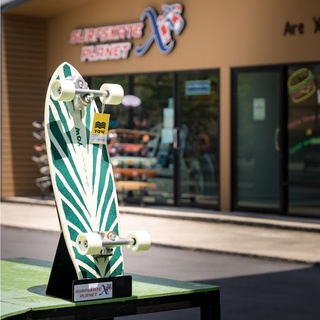 YOW Aritz Aramnuru 30.5" 2022 - Surfskate Planet X