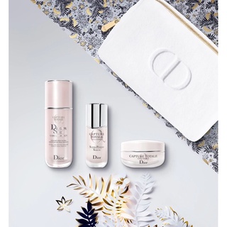 Dior capture totale dreamskin set มาพร้อมกระเป๋าใสรเครื่องสำอางค์