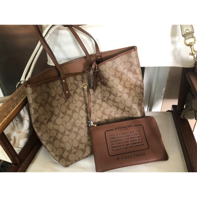 กระเป๋า Coach New York ของแท้ มือสอง