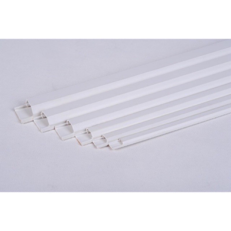 รบกวนอ่านก่อนสั่ง รางเก็บสายไฟ รางร้อยสายโทรศัพท์ Leetech สีขาว ยาว 2 เมตร มีเทปกาวในตัว (WTE)