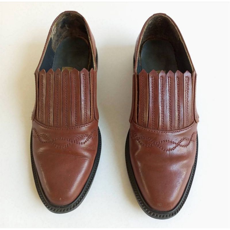 TAYWIN รองเท้าหนังผู้หญิง สไตล์วินเทจ📍เบอร์ 4 📍มือ 2 ตามสภาพ