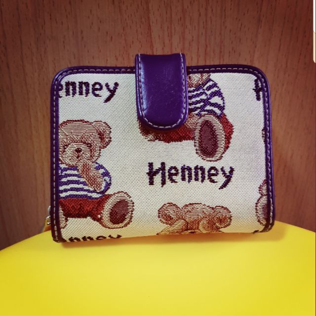 Henney bear กระเป๋าสตางค์ใบสั้น