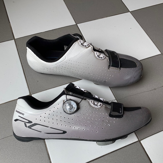 Shimano rc7 ไซส์44 27.8ซม