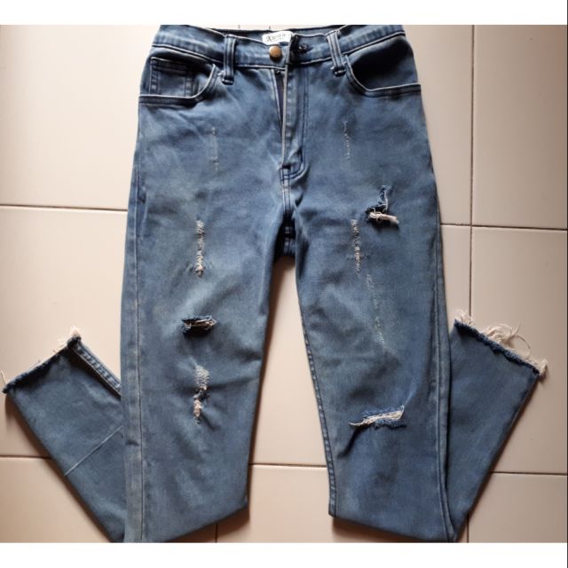 กางเกงยีนส์ Kwan jeans