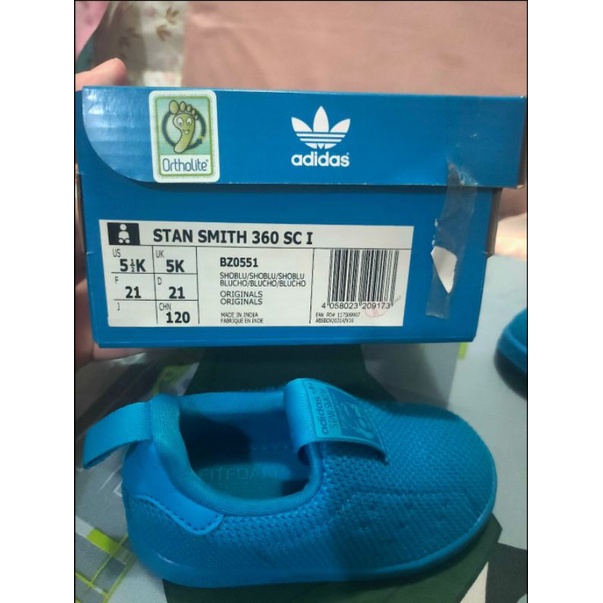 รองเท้าผ้าใบเด็ก adidas stan smith 360 สีฟ้า ของแท้ มือสอง