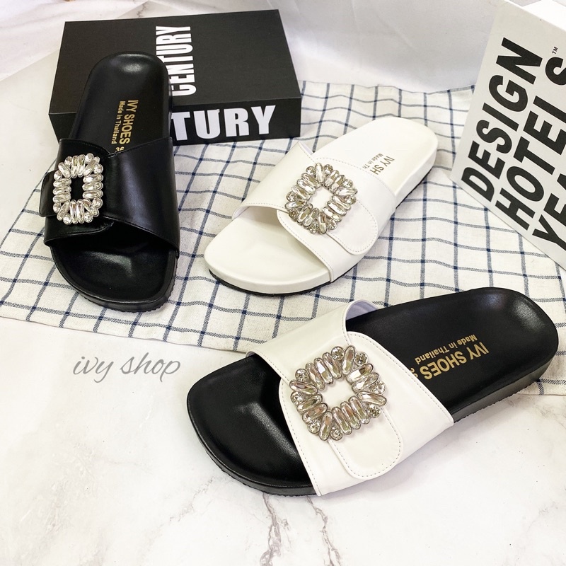 รองเท้าผู้หญิง IVY SHOES งานเนี๊ยบ สวมคริสตัลไฮโซโบใหญ่มาก มี 3 สี รองเท้าแตะ (IVY14)