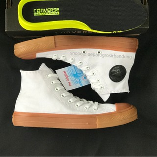 Converse chuck taylor all star รองเท้าผ้าใบ สีขาว