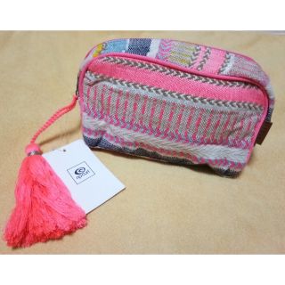 กระเป๋าRIPCURL แท้100% งานผ้าถักทอพื้นเมืองทั้งใบ แถมจัดส่งฟรีค่ะ