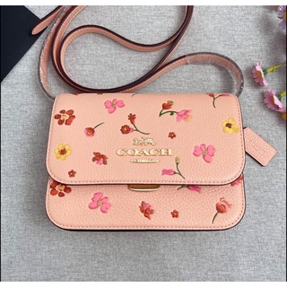 Coach Mini Brynn Crossbody ลายดอกไม้