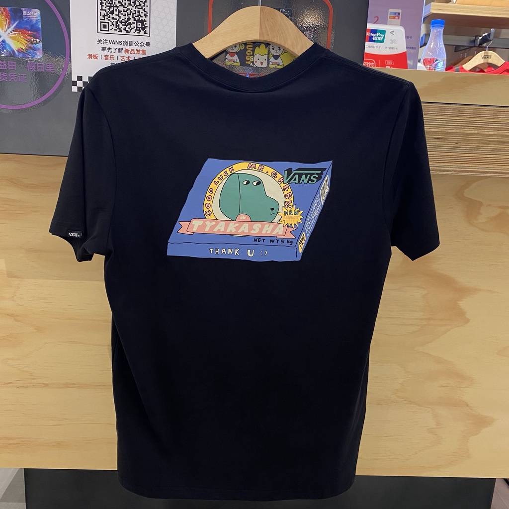 Vans Fansxia เสื้อยืดแขนสั้น พิมพ์ลาย TYAKASHA Takasha VN0A4P5HBLK 0A4P5HDB0 สําหรับผู้ชายS-5XL