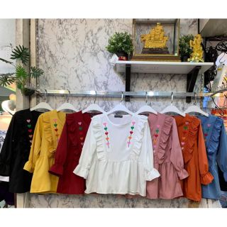 เสื้อระบาย ปักดอกไม้ คอกลม