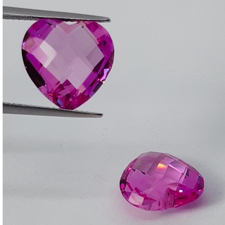 21.65 ct สังเคราะห์ สีชมพูแดง คู่ที่ตรงกัน Synthetic Pinkish Red Heart Shape Loose gemstone For Fine Jewelry 2 pc Matchi