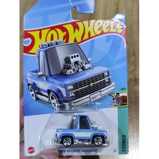 ToonD 83 Chevy silverado by hot wheels