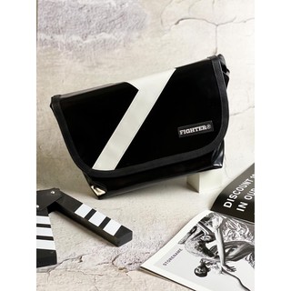 กระเป๋าผ้าใบกันน้ำ fighter