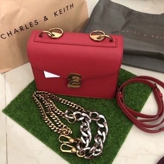 !ส่งฟรี! กระเป๋าหนัง Charles &amp; Keith แท้ สีแดง