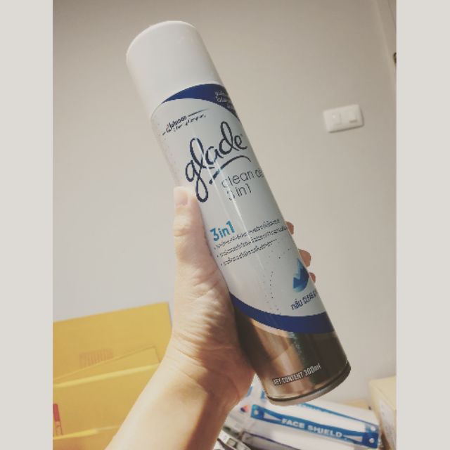 Glade clean air 3 in 1 (ป้องกันแบคทีเรียและไวรัสH1N1 99.9%)