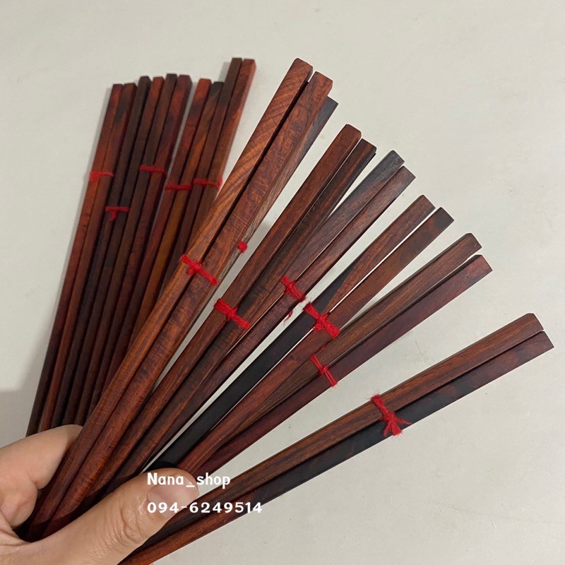 สินค้าพร้อมส่ง (แพค4คู่)ตะเกียบไม้พยุง ไม้แท้ ไม่เคลือบสารเคมี(เกรดอย่างดี)