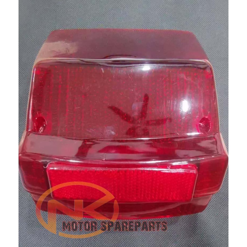 ครอบไฟท้าย Vespa Px150