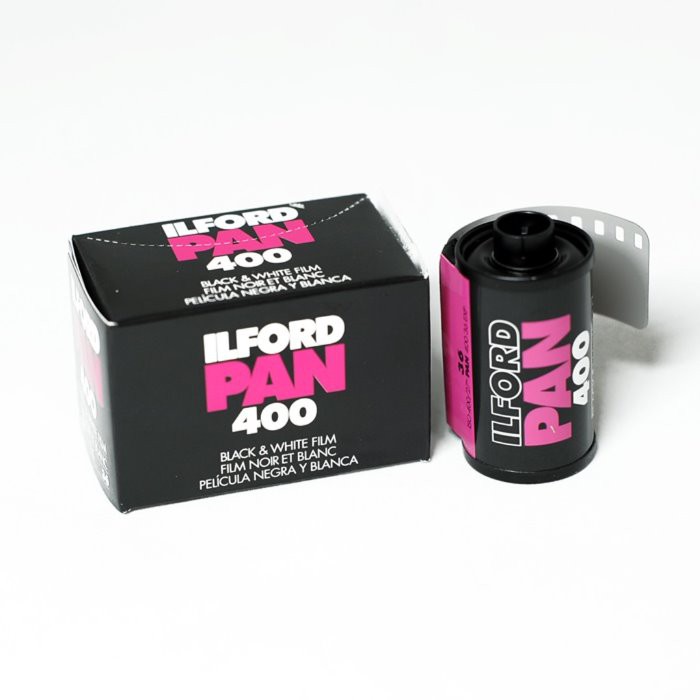 ILFORD PAN 400 ฟิล์มม้วนขาวดํา