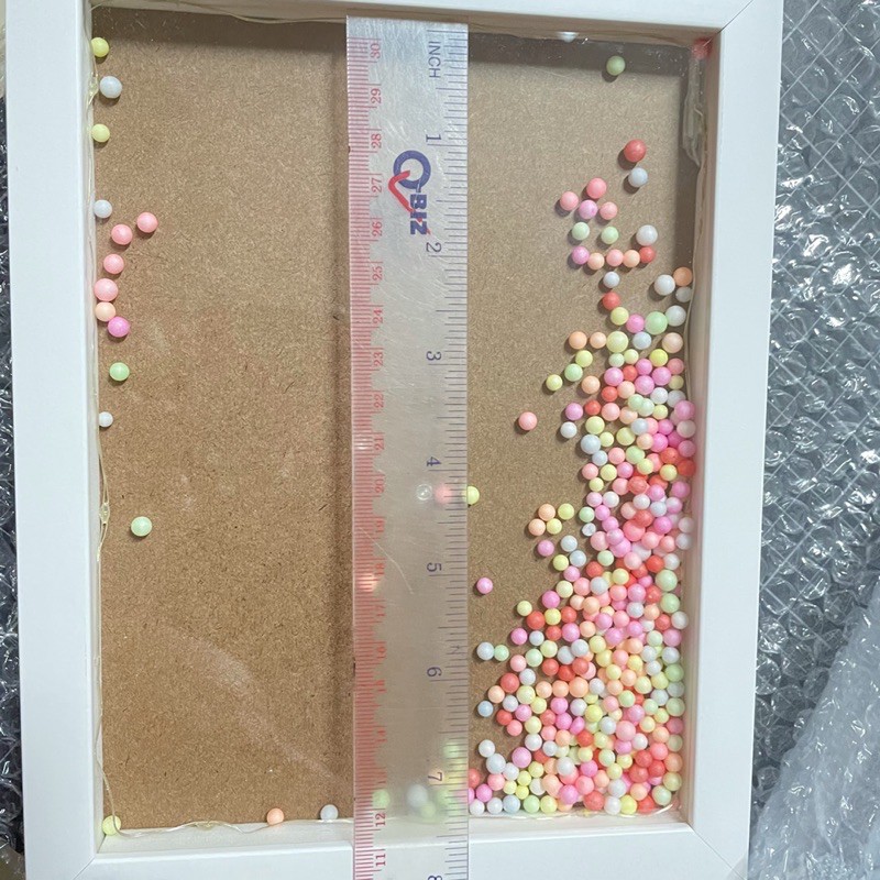 กรอบรูป 6”x8” มีไฟและเม็ดโฟม (เฉพาะกรอบรูป ไม่รวมรูป)