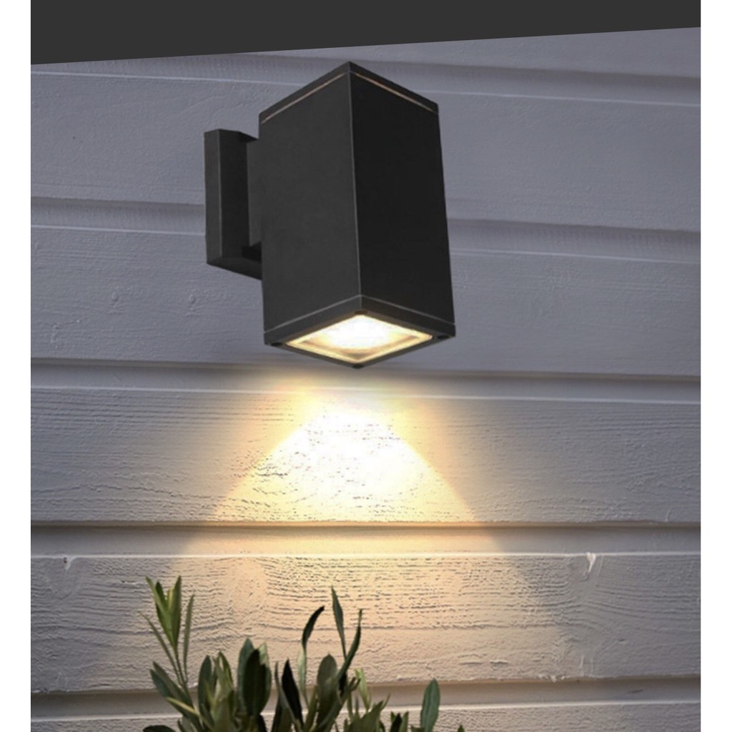 โคมไฟกิ่งwall lamp ติดผนังใช้ขั้วE27 ไซร้90x90H160mm ไฟส่อง1ด้านทรงสี่เหลี่ยม ใช้ตกแต่งภายอกอาคาร