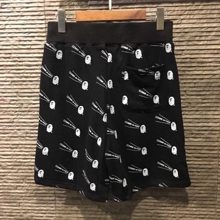 กางเกงขาสั้น A BATHING APE X COMME DES GARÇONS รุ่นLimited ผ้าดีใส่สบาย ราคา 1350-.เท่านั้น Size M=28/38/20 L=30/40/20.5