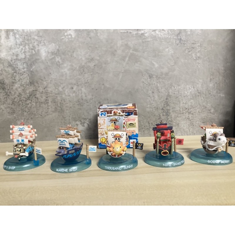Yurakore Series One Piece Wobbling Pirates Ship Collection Onepiece