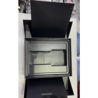 กล่องSamsung Z fold 2 (5G)