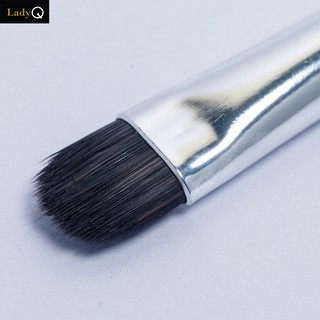 Lady Q Smokey eye Brush แปรงสโมกี้อาย  –  สีดำ (LQ-023)