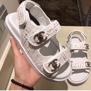 รองเท้าหุ้มส้นCHANEL