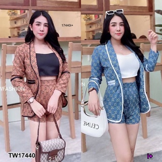 Set 3 ชิ้น เสื้อคลุมสูทแขนยาว ผ้าลูกฟูก พิมลาย + เสื้อครอปสายเดี่ยว สม็อคหลัง ผ้าซาร่า + กางเกงลูกฟูกขาสั้น