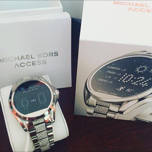 นาฬิกา ✨MK smart watch silver crystal✨