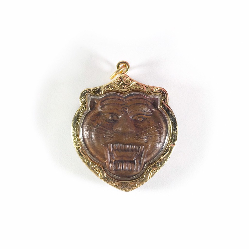 เหรียญหน้ากากเสือ หลวงพ่อเปิ่น วัดบางพระ ไหว้ครู ปี 2549 เลี่ยมกรอบทองไมครอน
