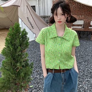 เสื้อครอปแขนสั้น ลายดอกไม้ สีเขียว สไตล์เกาหลี สําหรับผู้หญิง