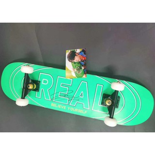 Wang Yibo Skateboard สเก็ตบอร์ดสเก็ตบอร์ด รูปถ่ายลายเซ็น DAY DAY UP