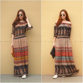 Maxi dress ปริ้นลายชนเผ่า เป็นเชิงชาย ลายสวยหรูโดดเด่น เนื้อผ้าพริ้วมีน้ำหนักทิ้งตัว