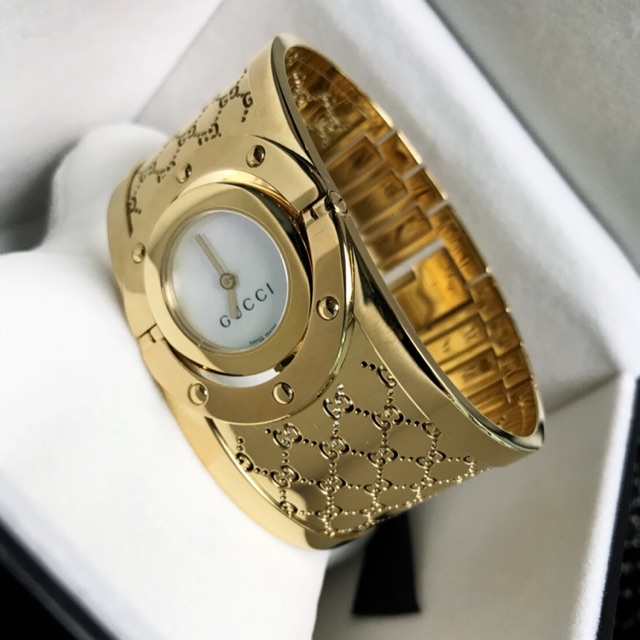 🎁🎁 สินค้าพร้อมส่ง 🎁🎁 🔸GUCCI Twirl Gold-Tone Bangle Watch 33mm